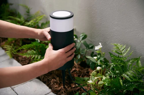 Philips Hue Calla Sockelleuchte White And Color Schwarz Niedrig Erweiterung – Bild 7